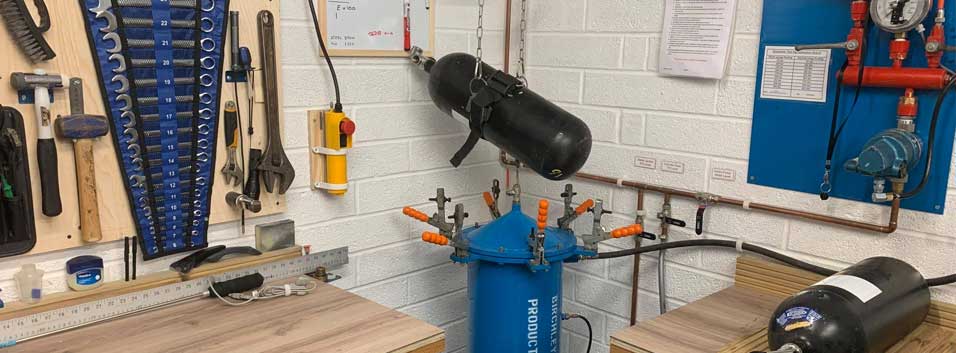 DiveStay Cylinder Testing Workshop